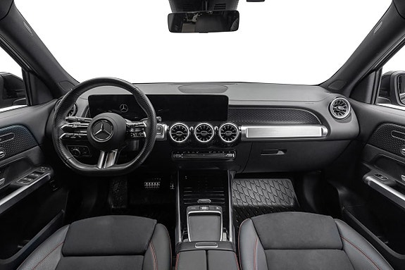Mercedes-Benz EQB300 26 of 30