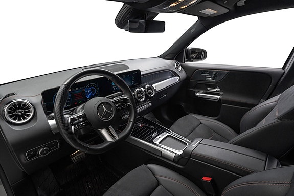 Mercedes-Benz EQB300 21 of 30