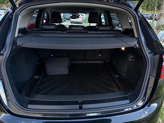 BMW 225xe 7 of 16
