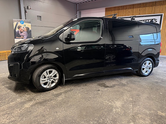 Opel Vivaro-e 8 of 30