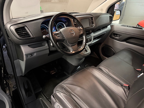 Opel Vivaro-e 12 of 30
