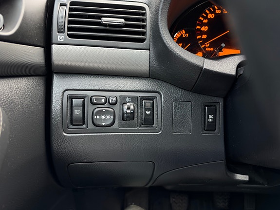 Toyota Avensis 17 of 25