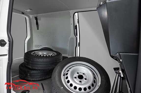Volkswagen Transporter 18 of 22