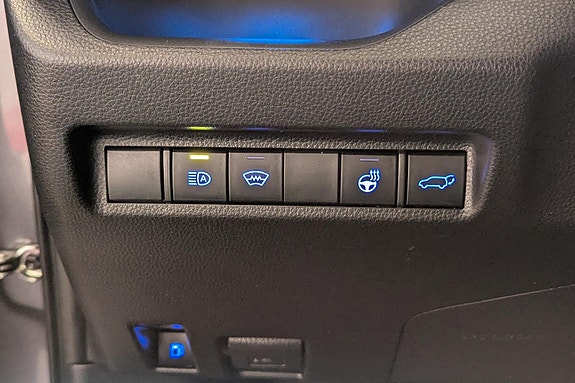 Toyota RAV4 23 of 30