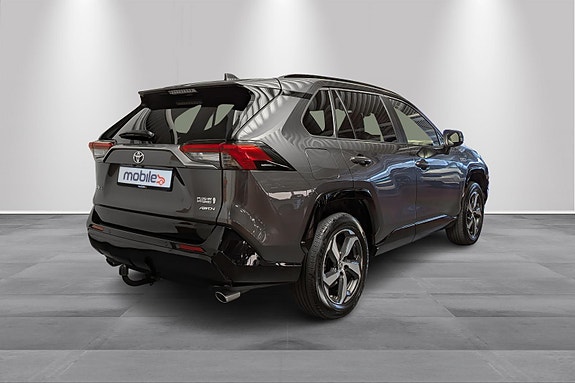 Toyota RAV4 5 of 30