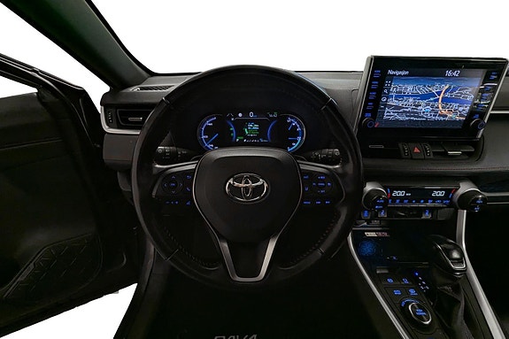 Toyota RAV4 25 of 30