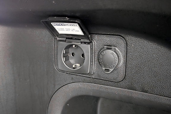Toyota RAV4 19 of 30