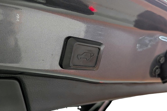 Toyota RAV4 18 of 30