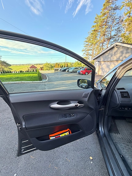 Toyota Auris 23 of 30