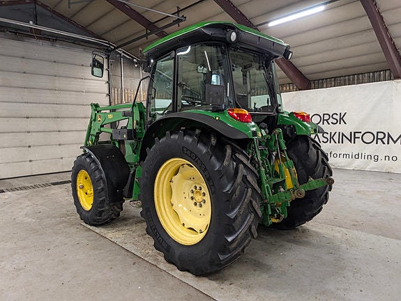 John Deere 5820 3 of 16