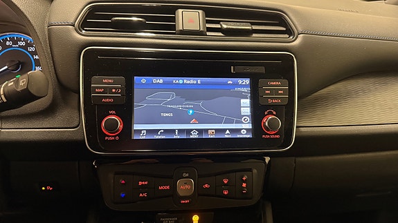 Nissan Leaf 22 of 27