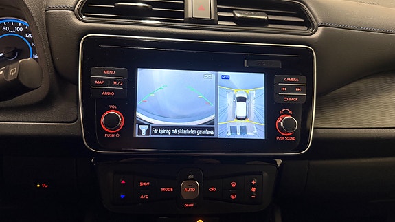Nissan Leaf 24 of 27