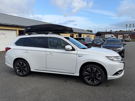 Mitsubishi Outlander 12 of 30