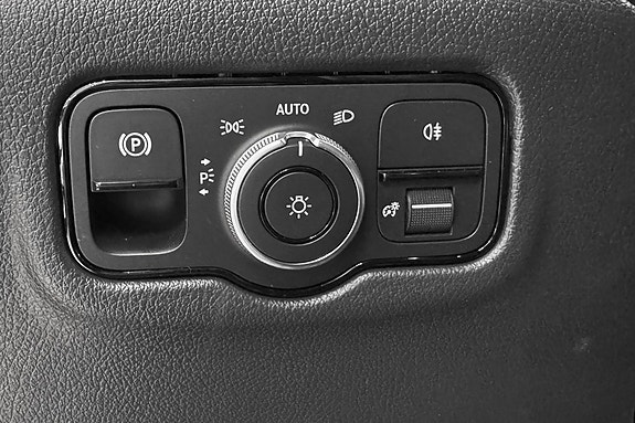Mercedes-Benz Vito 116 27 of 28