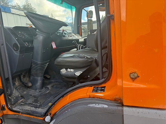 Mercedes-Benz 1523/36at 4 of 14