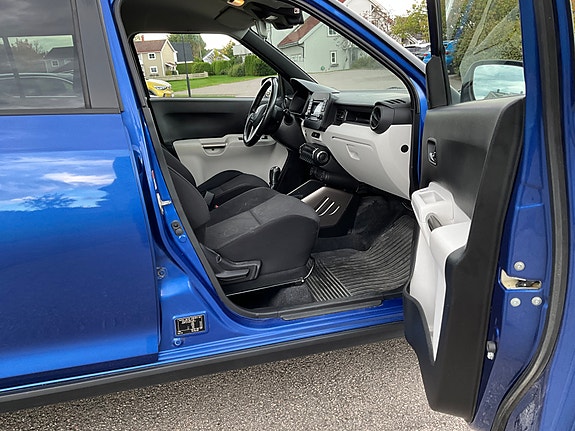 Suzuki Ignis 25 of 28