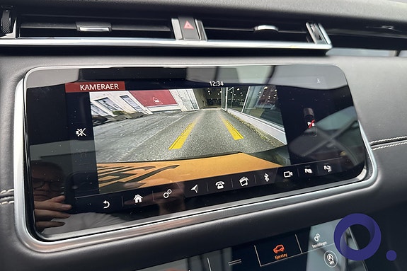 Land Rover Range Rover Velar 17 of 24