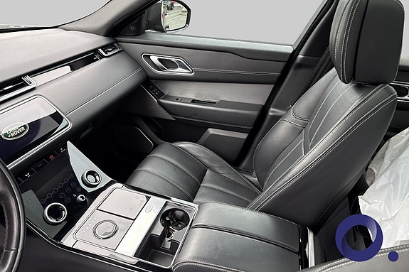 Land Rover Range Rover Velar 14 of 24
