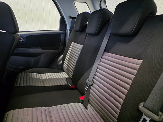 Suzuki SX4 6 of 19
