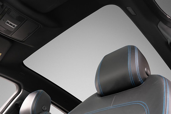Jaguar E-PACE 13 of 27