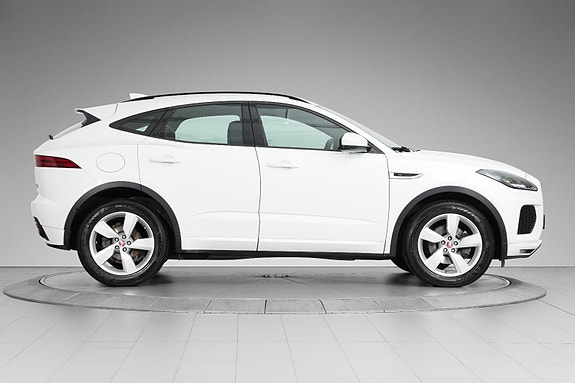 Jaguar E-PACE 5 of 27