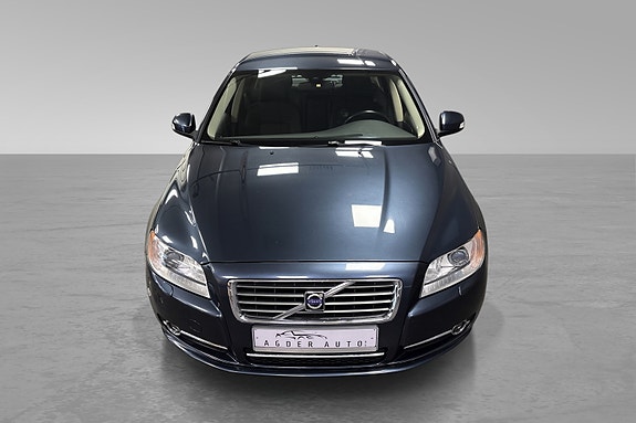 Volvo S80 6 of 30