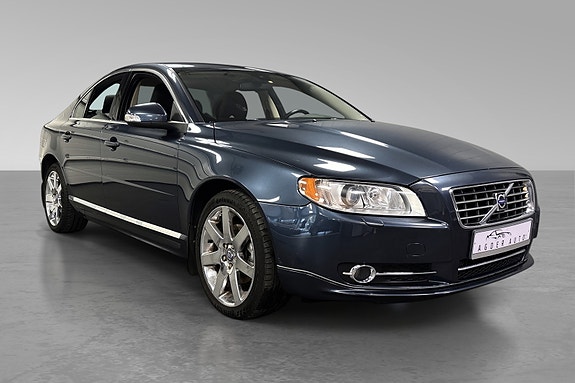 Volvo S80 4 of 30