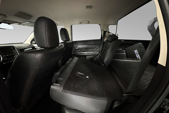 Mitsubishi Outlander 22 of 30