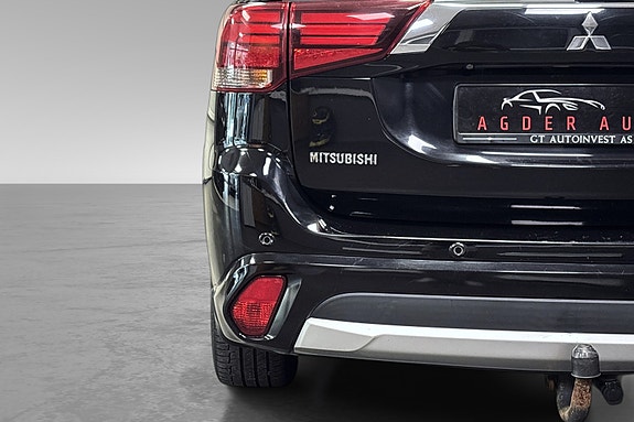 Mitsubishi Outlander 12 of 30