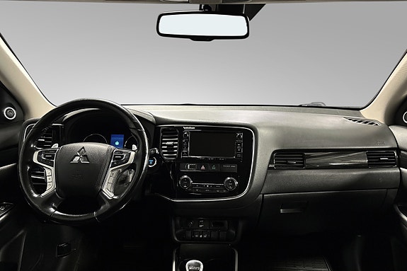Mitsubishi Outlander 26 of 30