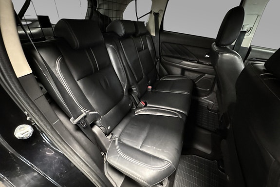 Mitsubishi Outlander 25 of 30
