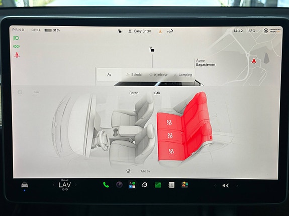 Tesla Model Y 17 of 20