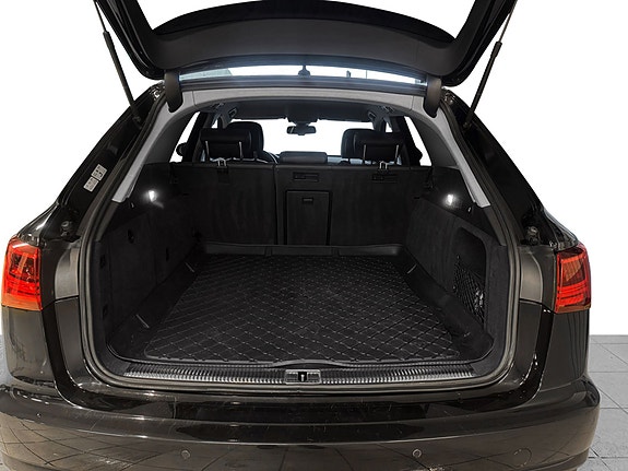 Audi A6 14 of 30