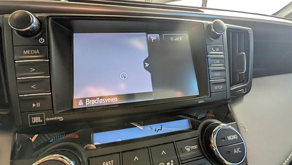 Toyota RAV4 14 of 18