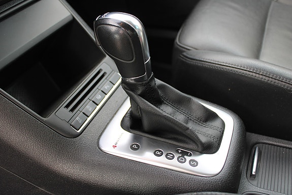 Volkswagen Tiguan 30 of 30