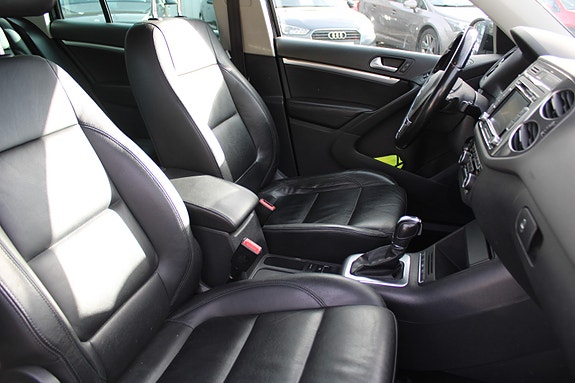 Volkswagen Tiguan 25 of 30