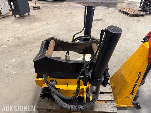 Engcon EC30 Tiltrotator med S70 feste 4 of 11