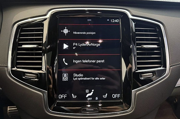Volvo XC90 25 of 30