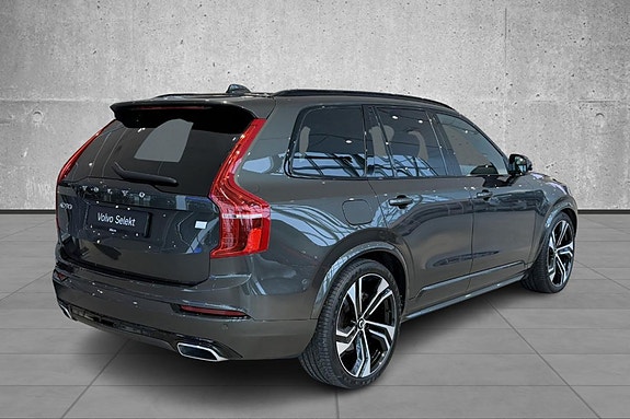 Volvo XC90 7 of 30
