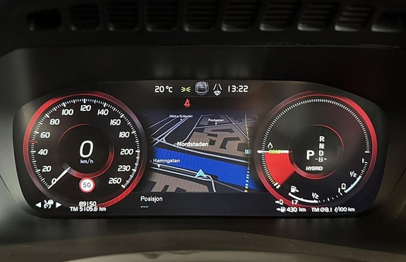 Volvo XC90 18 of 30