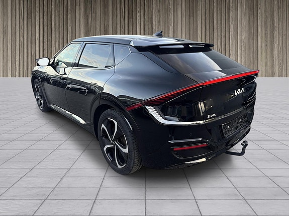 Kia EV6 4 of 9