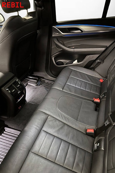 BMW X3 11 of 18