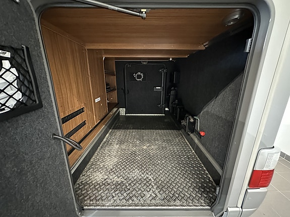 Hymer B 778 PremiumLine 2018 – 177 hk automat | Enkeltsenger | Alde | Skinn I Hengerfeste I Godt Utstyrt ! 8 of 30