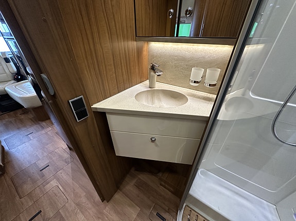 Hymer B 778 PremiumLine 2018 – 177 hk automat | Enkeltsenger | Alde | Skinn I Hengerfeste I Godt Utstyrt ! 25 of 30