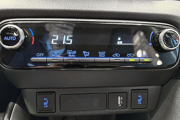 Toyota Yaris 21 of 25