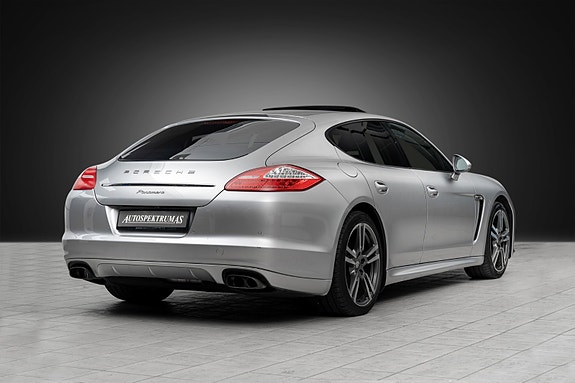 Porsche Panamera 5 of 30