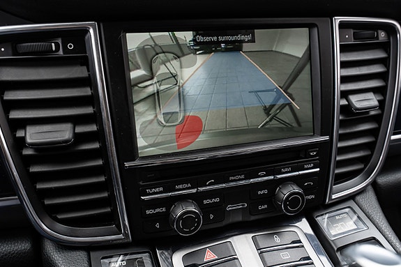 Porsche Panamera 27 of 30