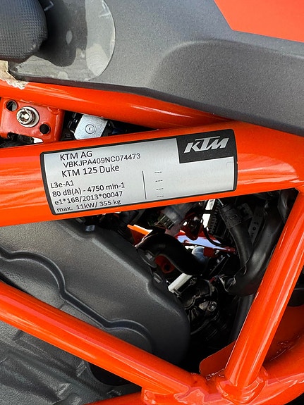 KTM Duke 125 - 2023 mod – Strøken og meget velholdt – Leo Vince – 10.000 km 14 of 17