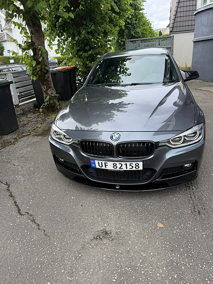 BMW 330e 2 of 11