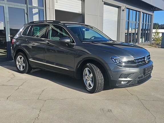 Volkswagen Tiguan 2 of 18
